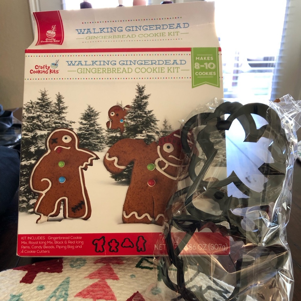 Walking GingerDEAD Cookie Cutters